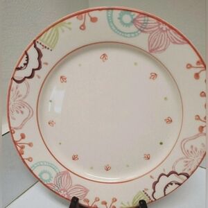 Matceramica Portugal Beautiful Floral Motif Salad Plate 8 5"